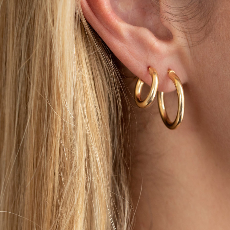 Shop our best-selling classic gold hoop earrings, perfect everyday staples. Jewellery that lasts forever, designed in London.
