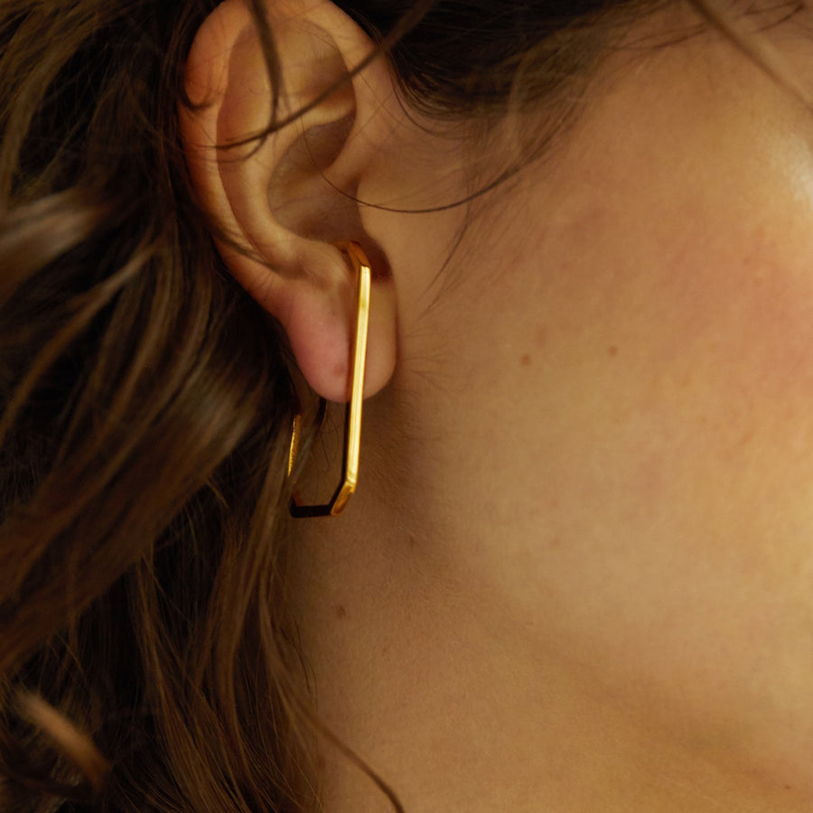 The Lara L Earrings Yellow Gold